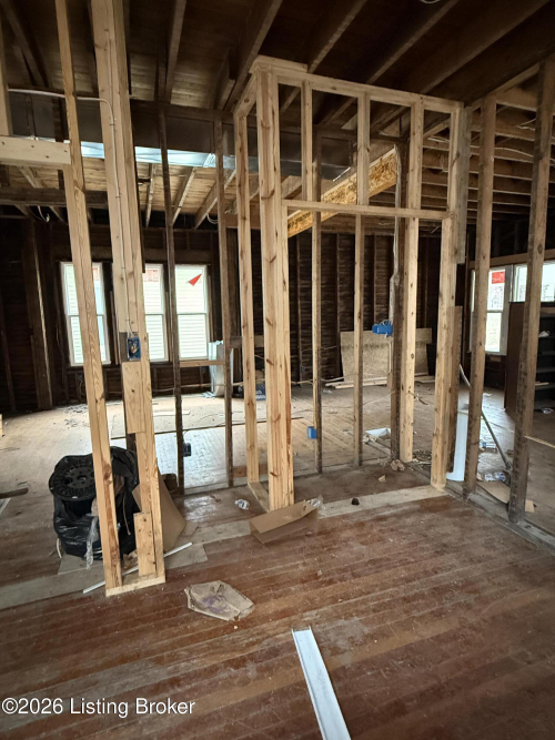 Listing Image 13
