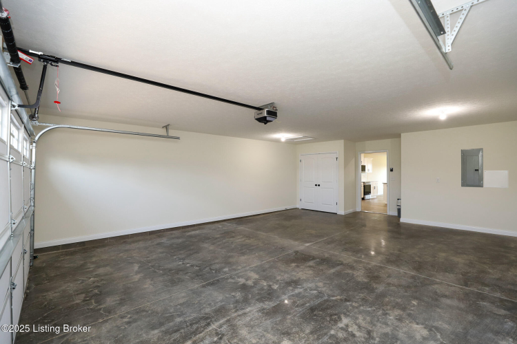 Listing Image 37