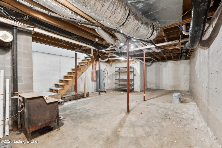 Listing Image 42