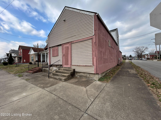 Listing Image 5