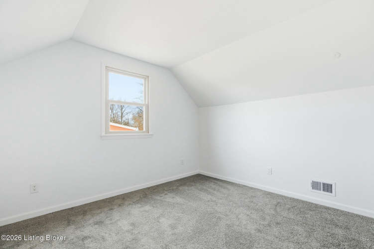 Listing Image 33