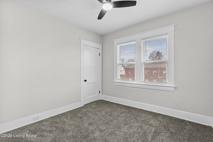 Listing Image 24