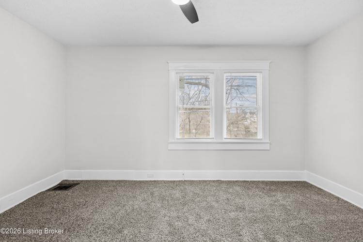 Listing Image 27