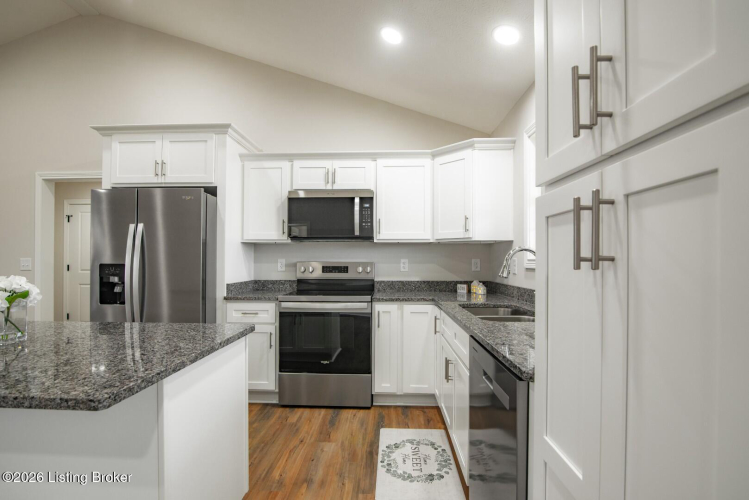 Listing Image 21