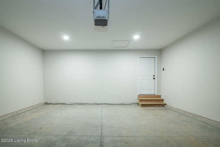 Listing Image 50