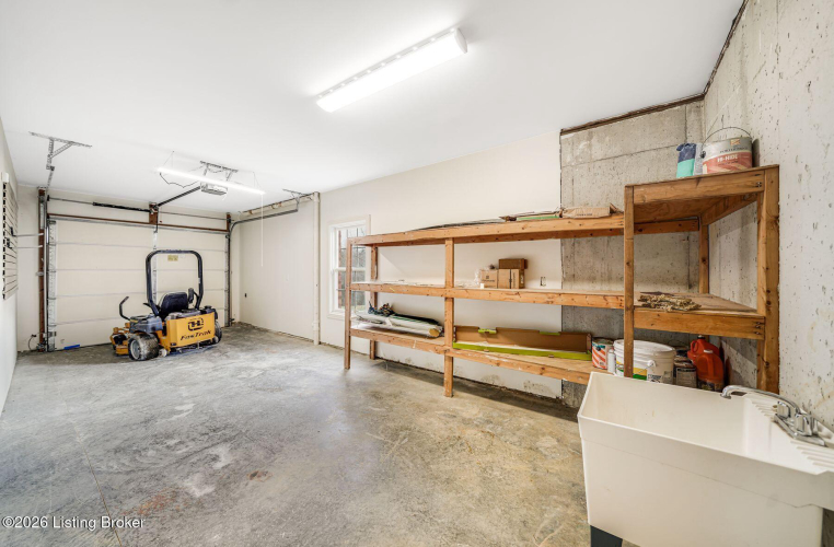 Listing Image 84