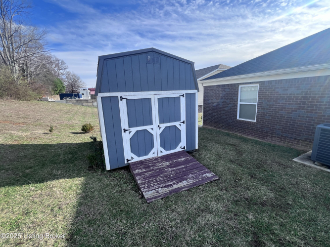 Listing Image 5