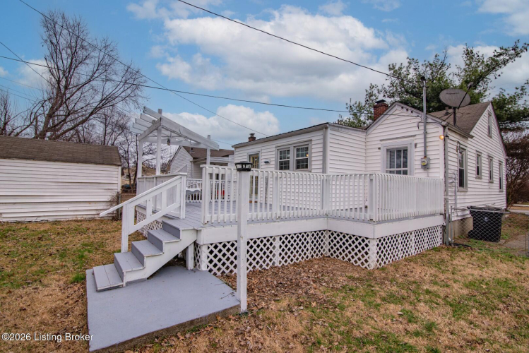 Listing Image 5