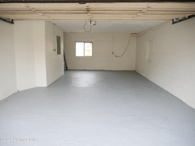 Listing Image 45