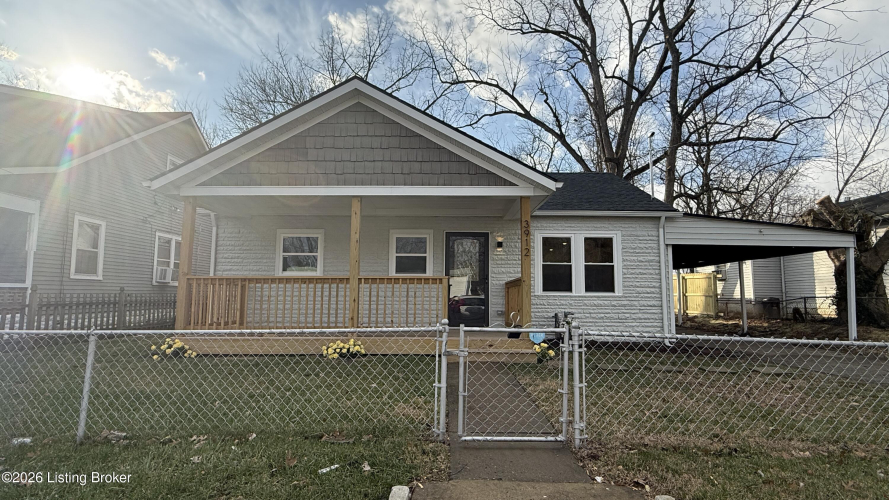 Listing Image 6