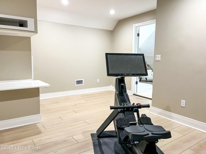 Listing Image 55