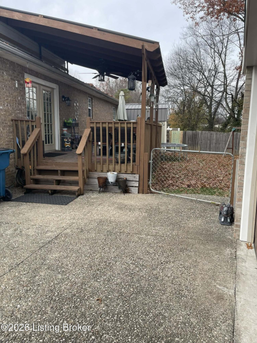 Listing Image 8