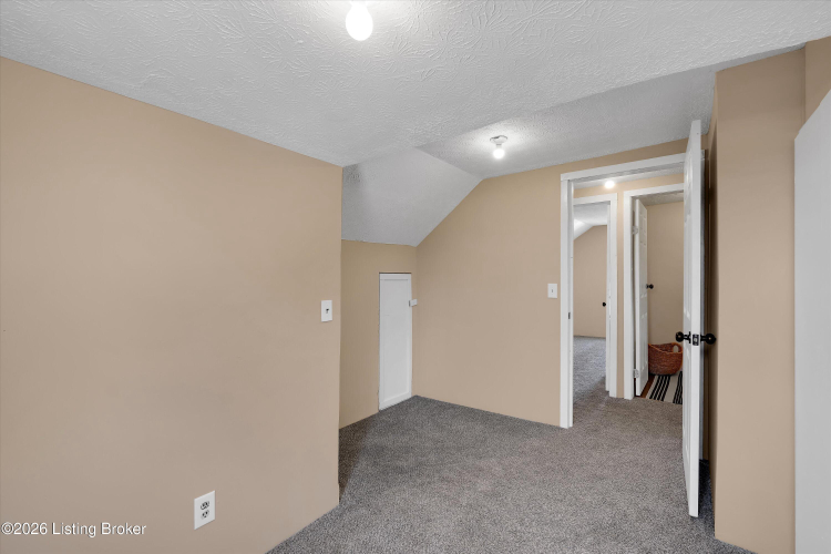 Listing Image 28