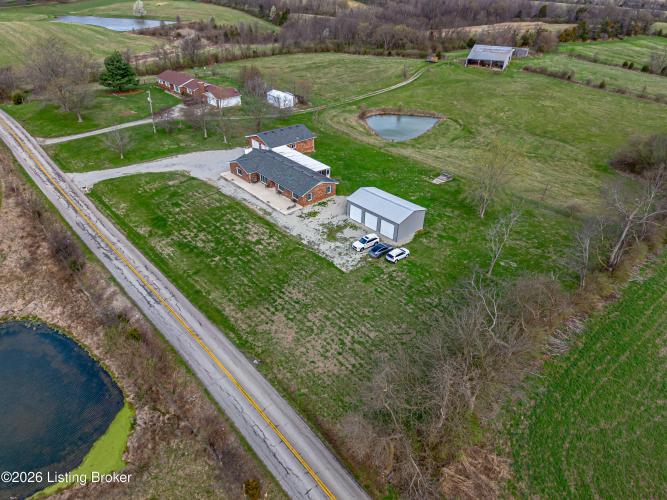 Listing Image 11