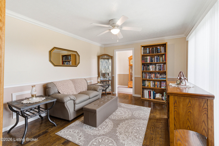 Listing Image 16