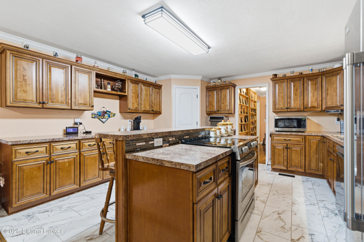 Listing Image 20