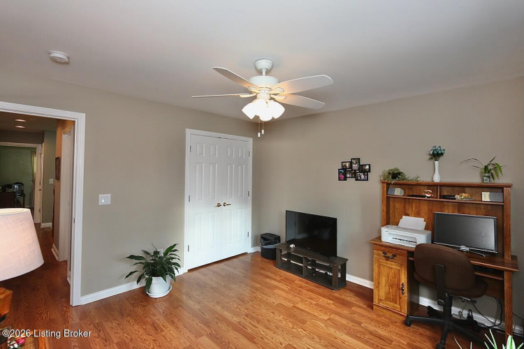 Listing Image 33