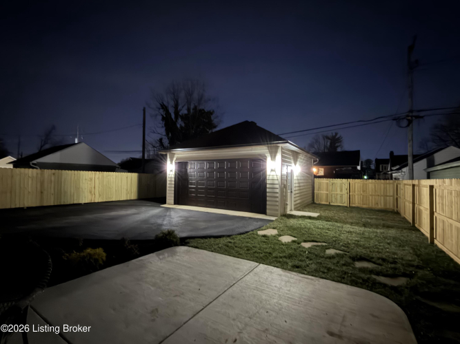 Listing Image 13
