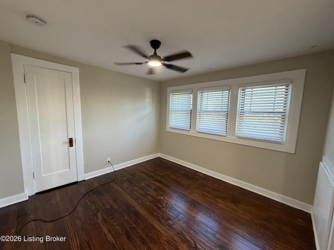 Listing Image 54