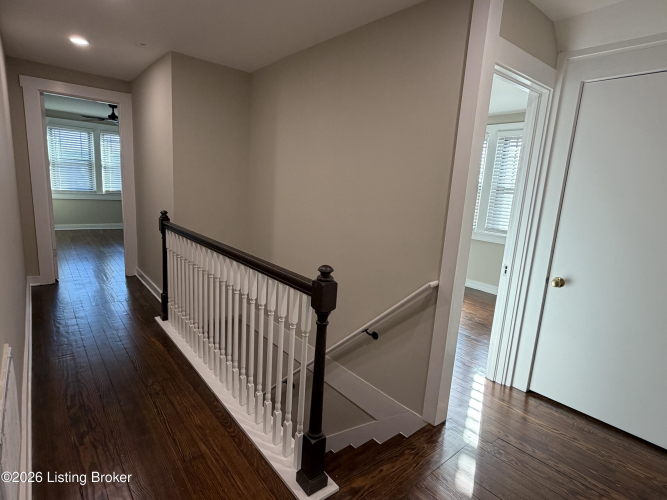 Listing Image 59