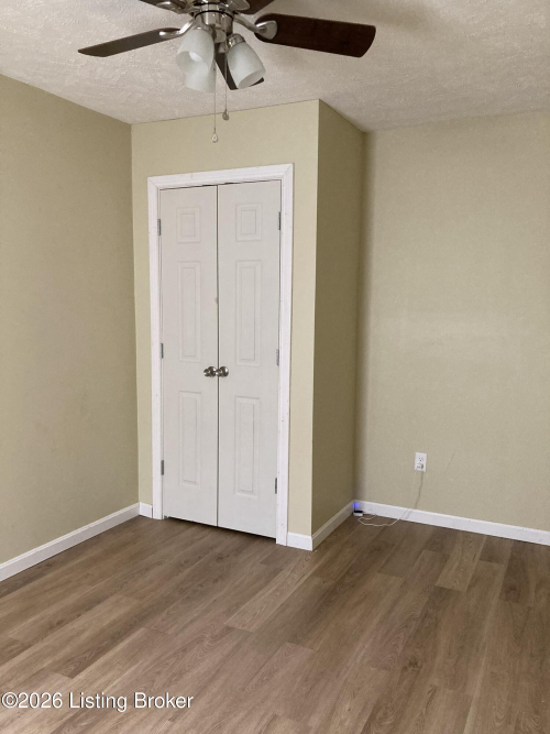 Listing Image 30