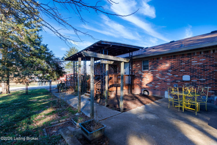 Listing Image 45