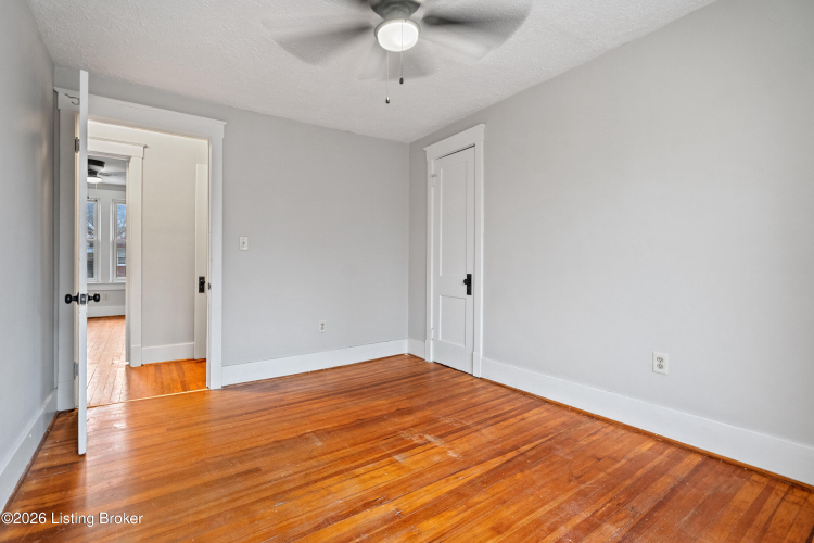 Listing Image 35
