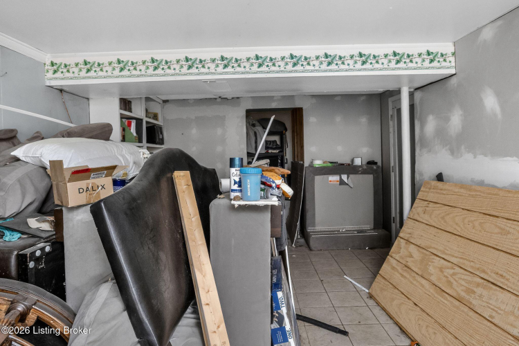 Listing Image 28