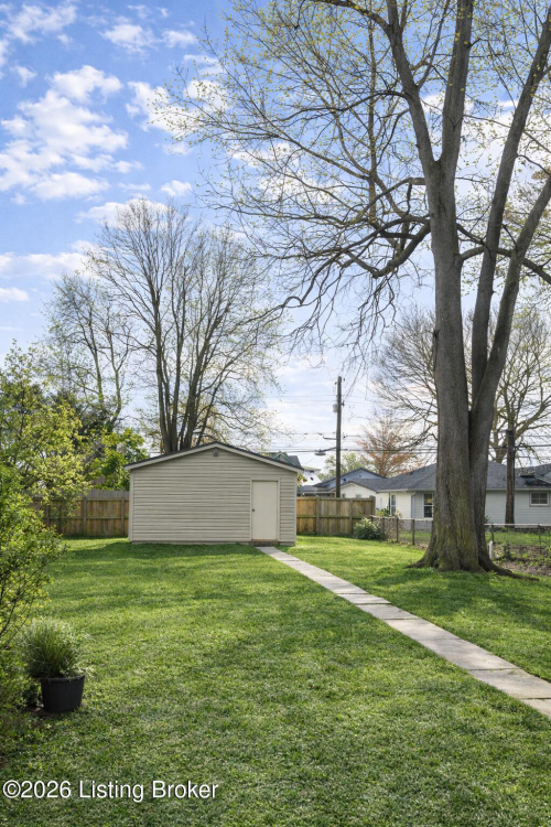 Listing Image 8