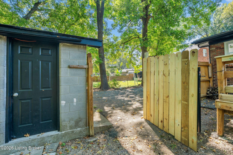 Listing Image 35