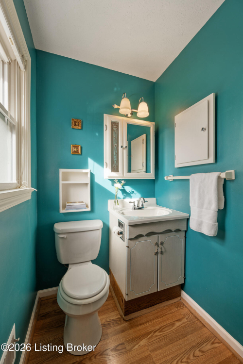 Listing Image 15