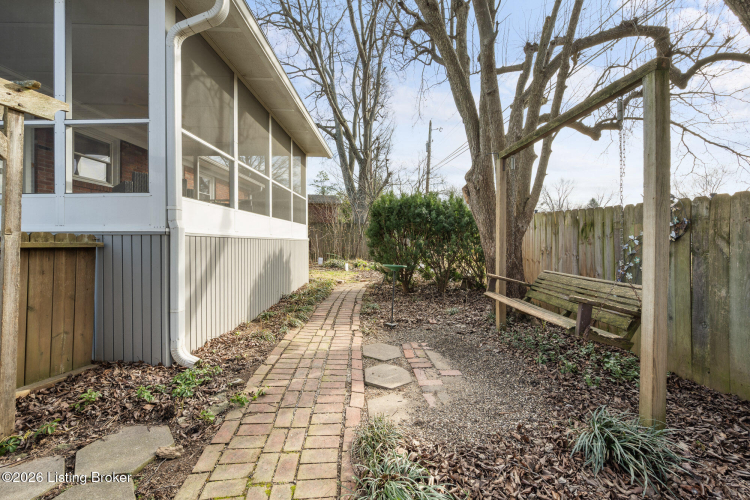 Listing Image 26
