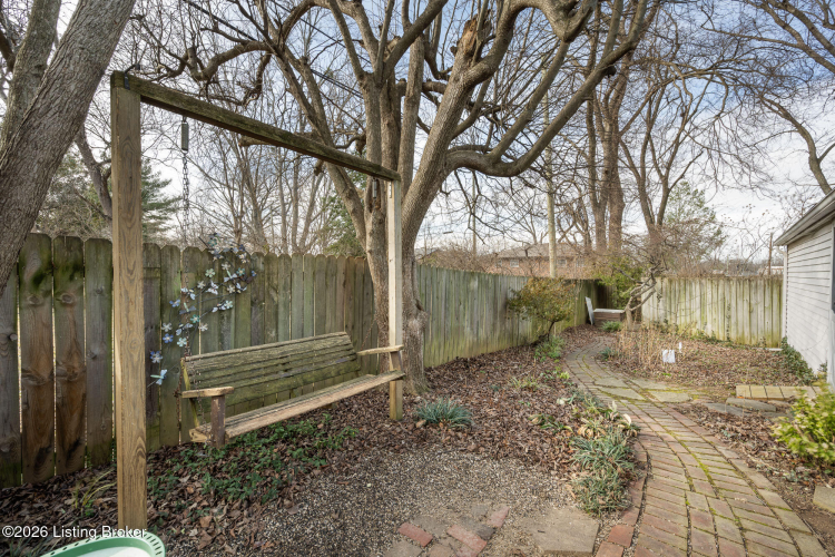 Listing Image 28
