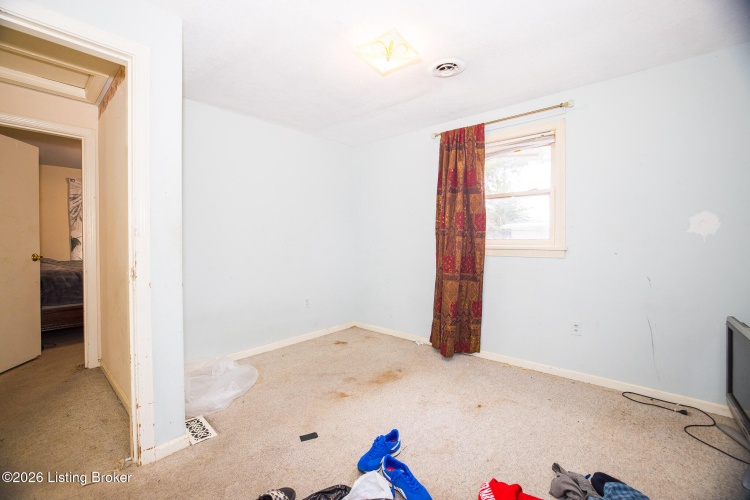 Listing Image 38