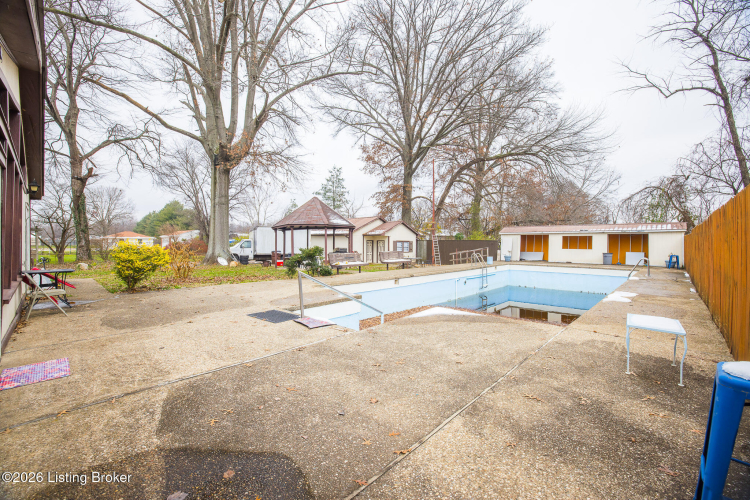 Listing Image 56
