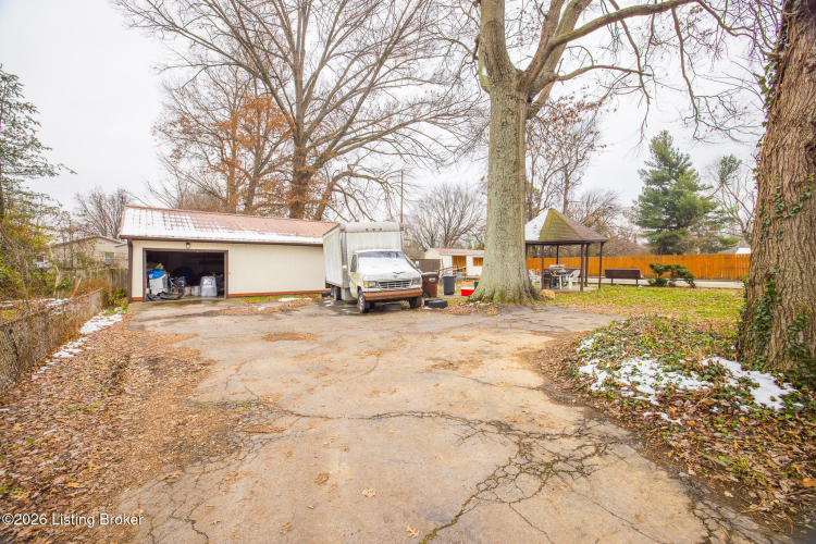 Listing Image 62