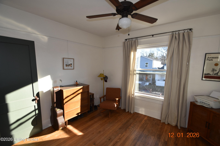 Listing Image 54