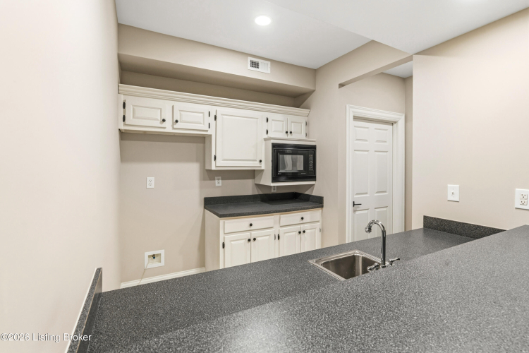 Listing Image 56