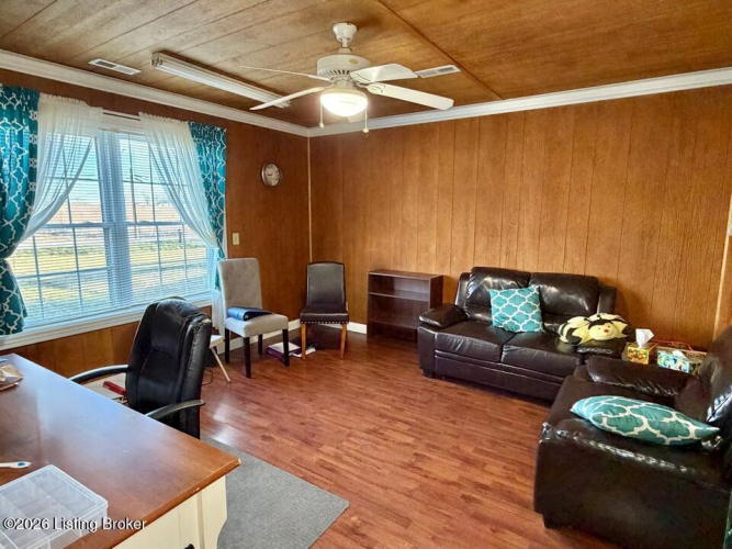 Listing Image 21