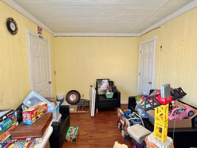 Listing Image 25