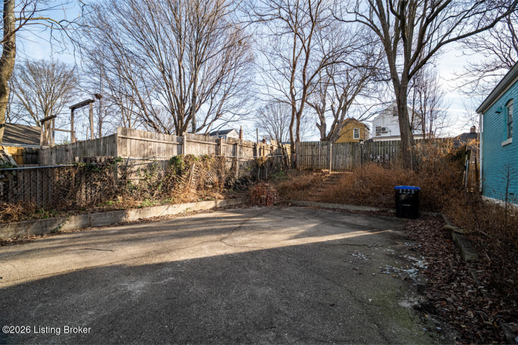 Listing Image 50