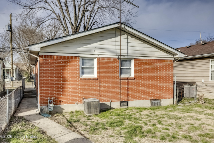 Listing Image 41