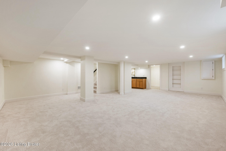 Listing Image 53