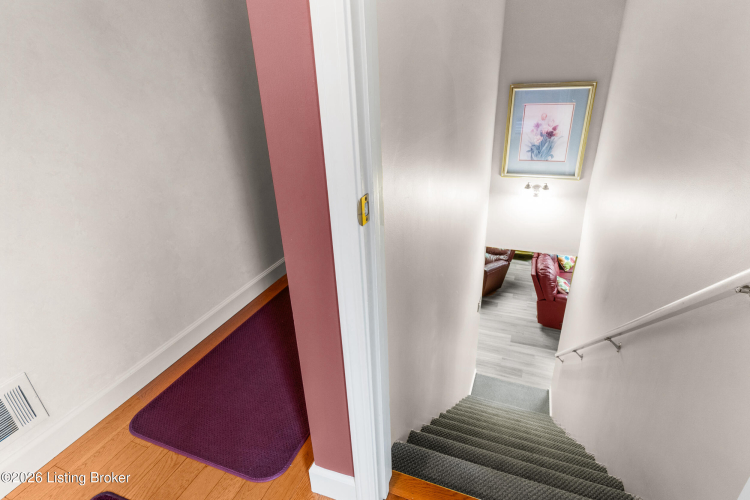 Listing Image 30