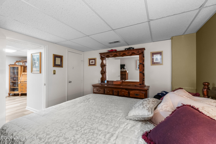 Listing Image 39