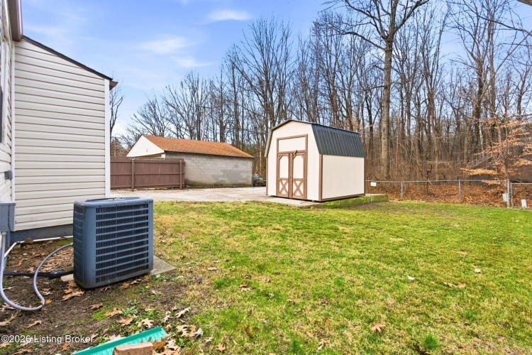 Listing Image 3