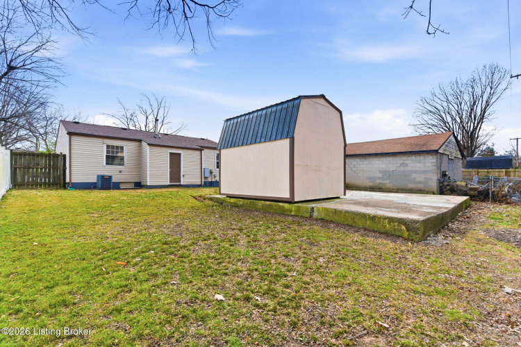 Listing Image 5