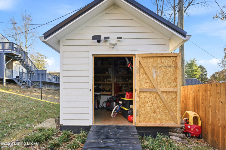 Listing Image 59