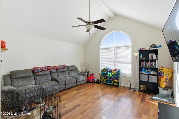 Listing Image 23