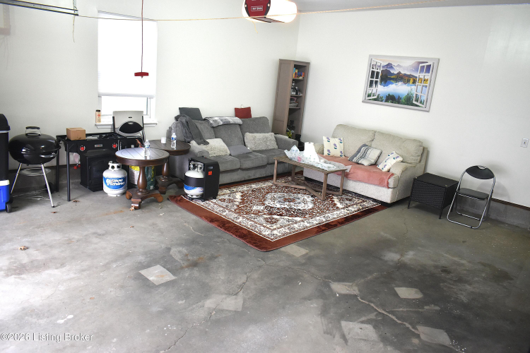 Listing Image 27